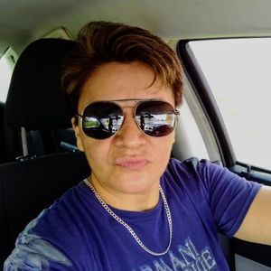 Meet your Posher, Angeles